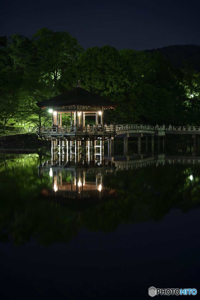 夜の浮見堂