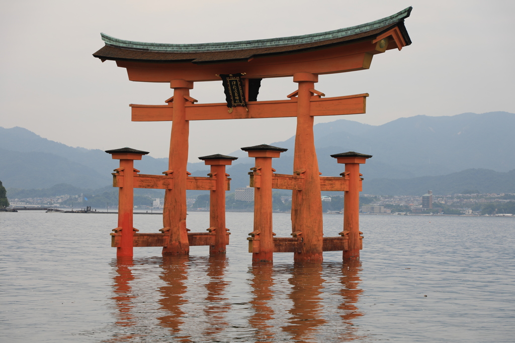 大鳥居