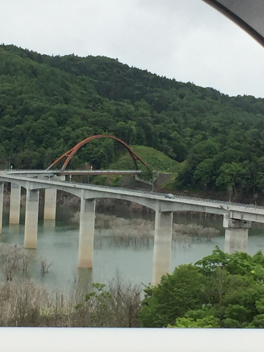 人造湖