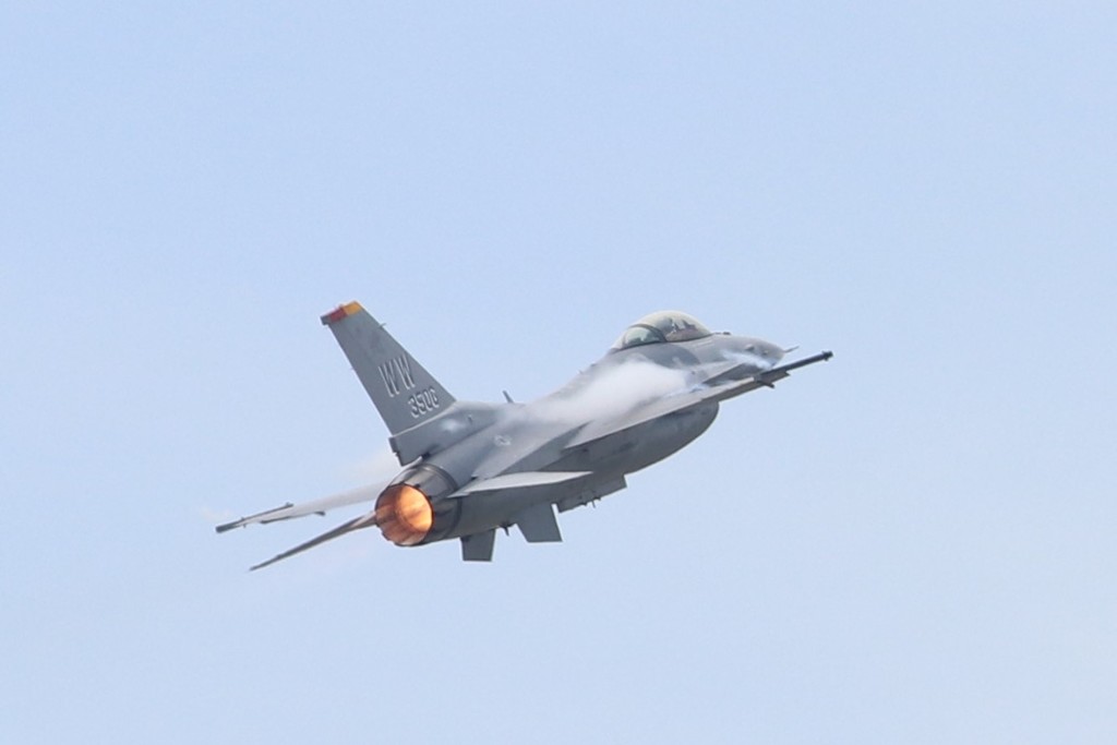 防府北基地航空祭2017　F16