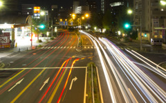 夜と交差点