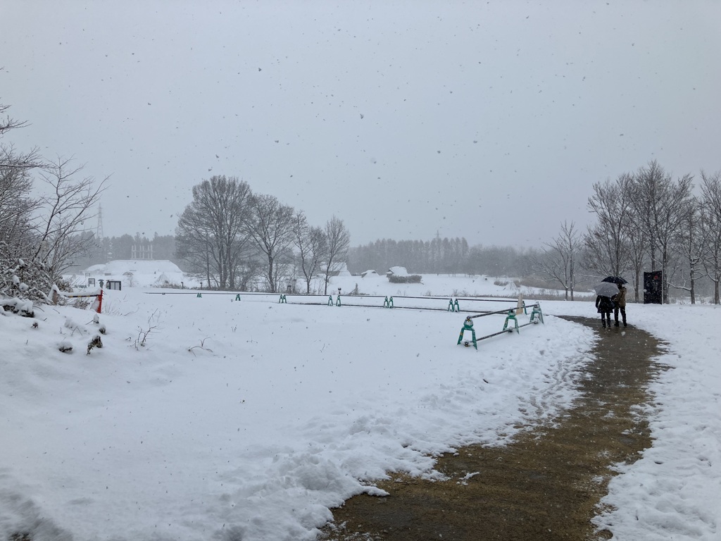 雪の三内丸山遺跡