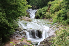 おしどり隠しの滝①