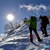 雪山を登る