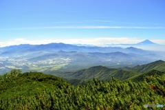 広がる山並み