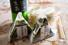 コンビニ昼食