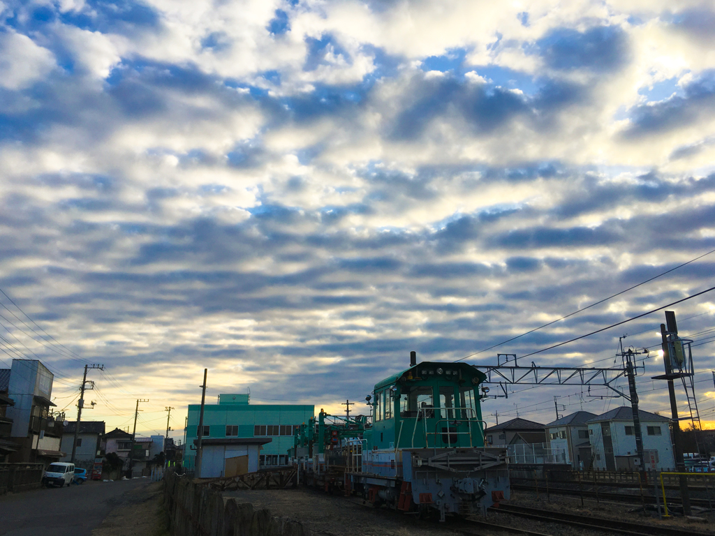 緑色の機械と空