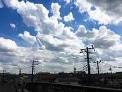電線と雲