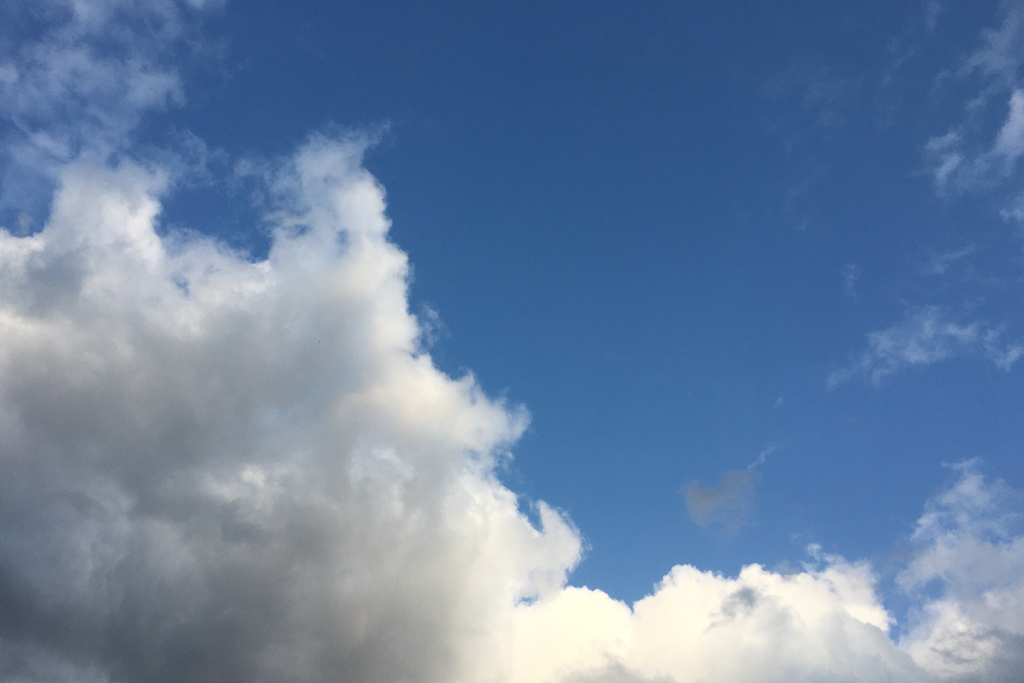 今日の空２