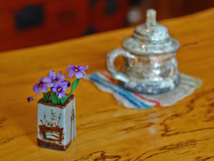 喫茶店の小さな花