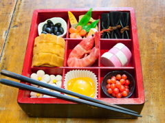 おせちの模型２