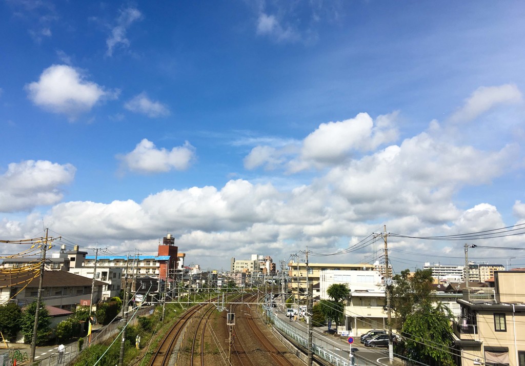 線路と空