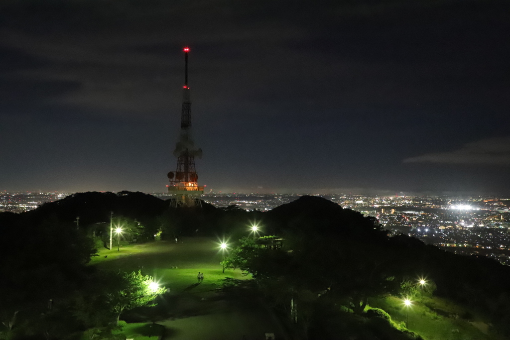 梅雨の開けた湘南平から