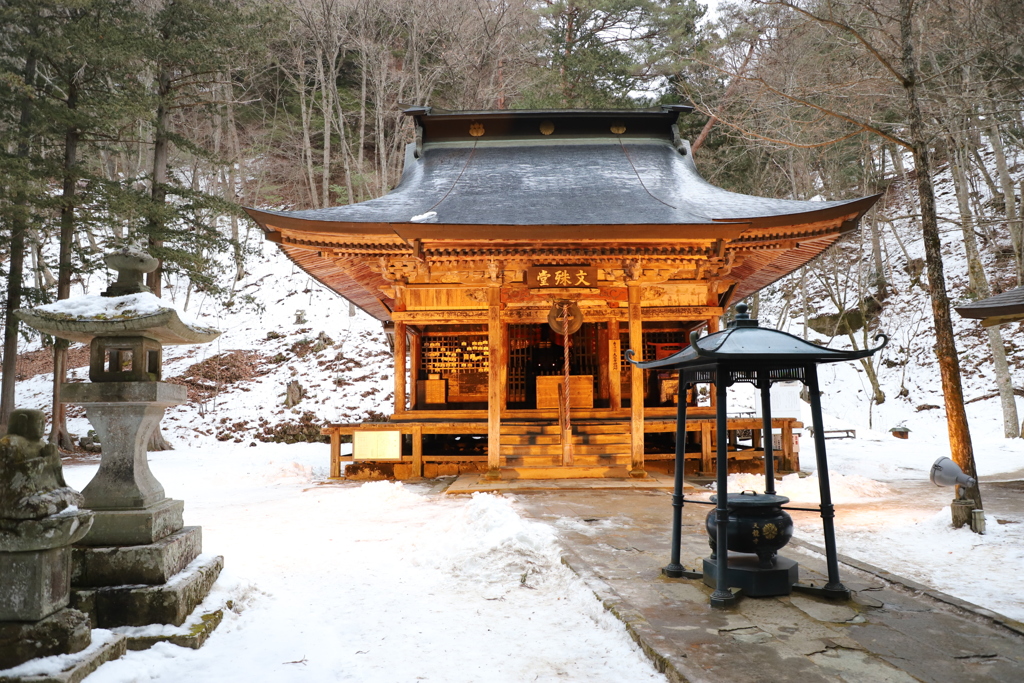 鹿教湯温泉 文殊堂