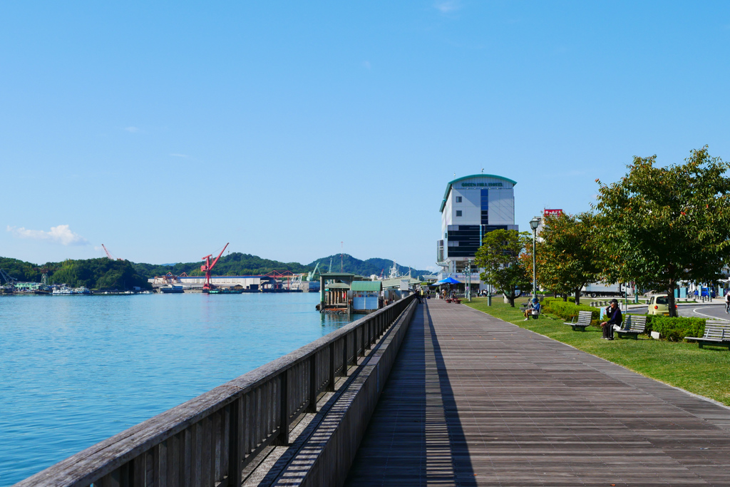 尾道駅前広場