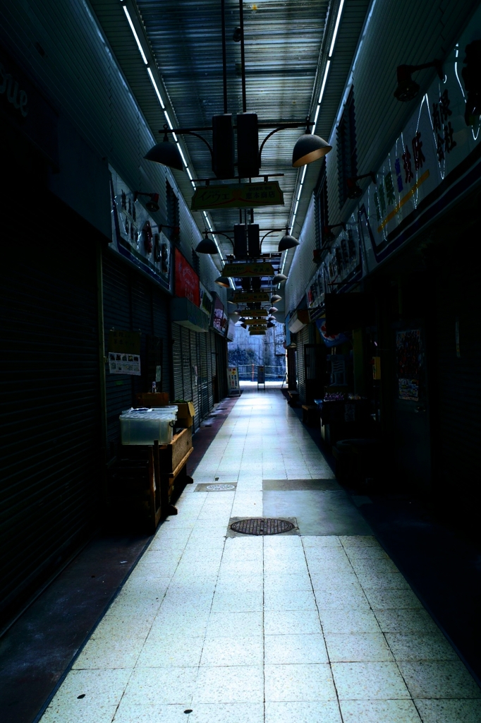 静かな商店街