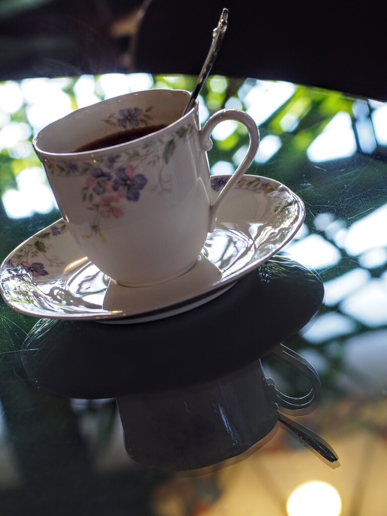 温かいコーヒー