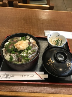 お昼ご飯