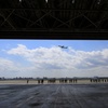 大空に向かって