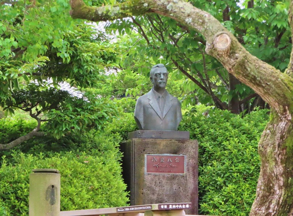 堀川めぐり　７　～小泉八雲　像