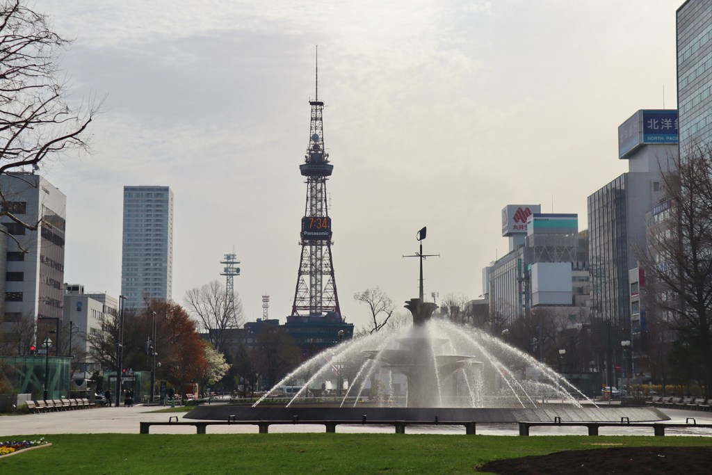 噴水　始まりました！
