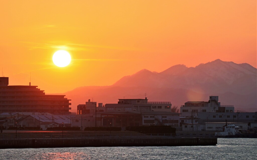 朱色