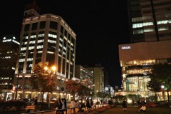 夜の大通公園　６　３丁目から