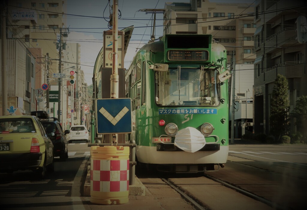 マスク電車　１