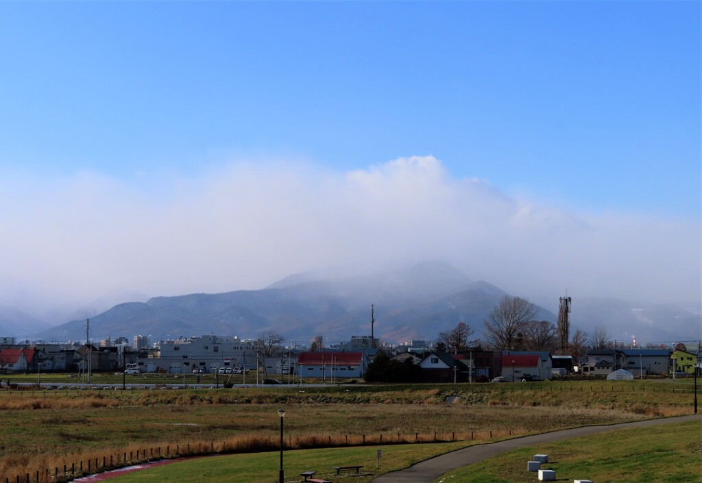 山は雪