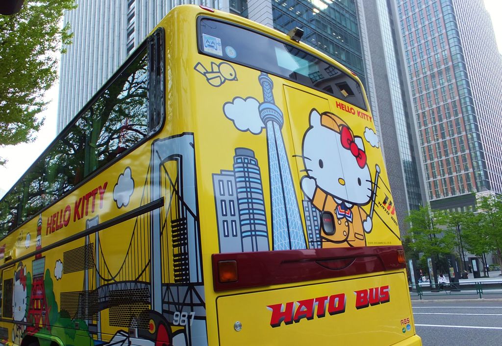 はとバス　キティ