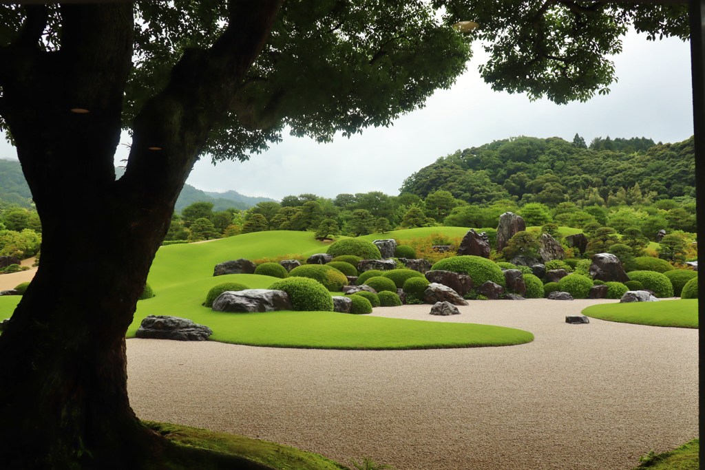名庭園　７