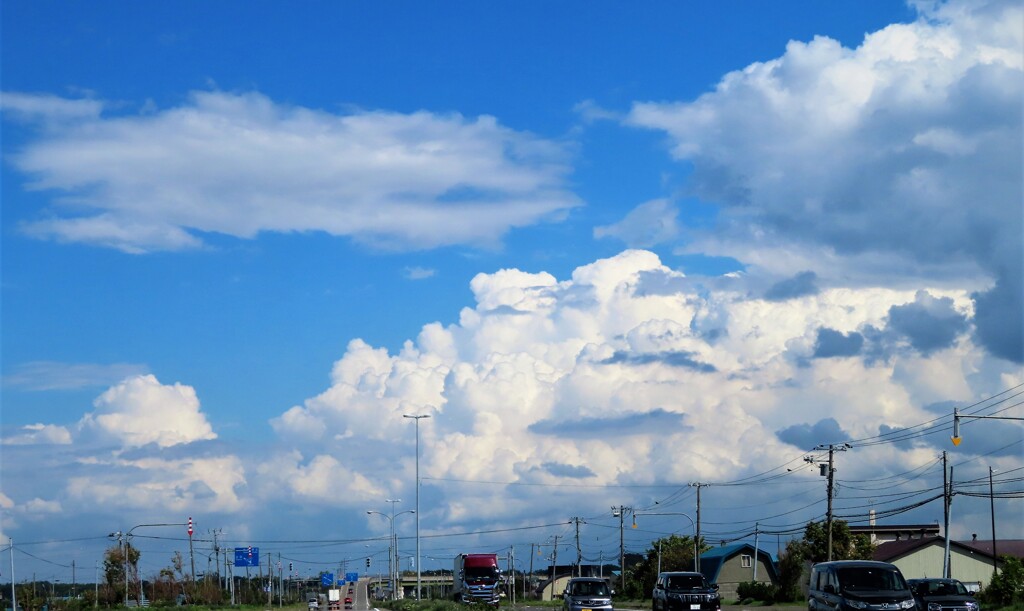 晩夏の雲　２