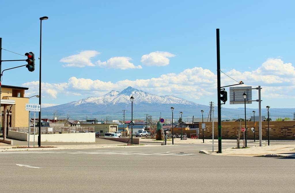 斜里町からの斜里岳