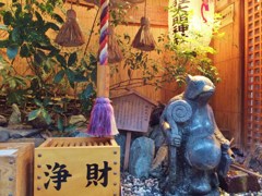 本陣狸大明神社