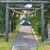 住宅街の神社