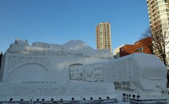 朝撮り雪まつり　ナカナカ渋いＪＲ貨物