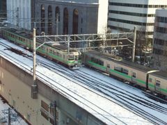 行き交う