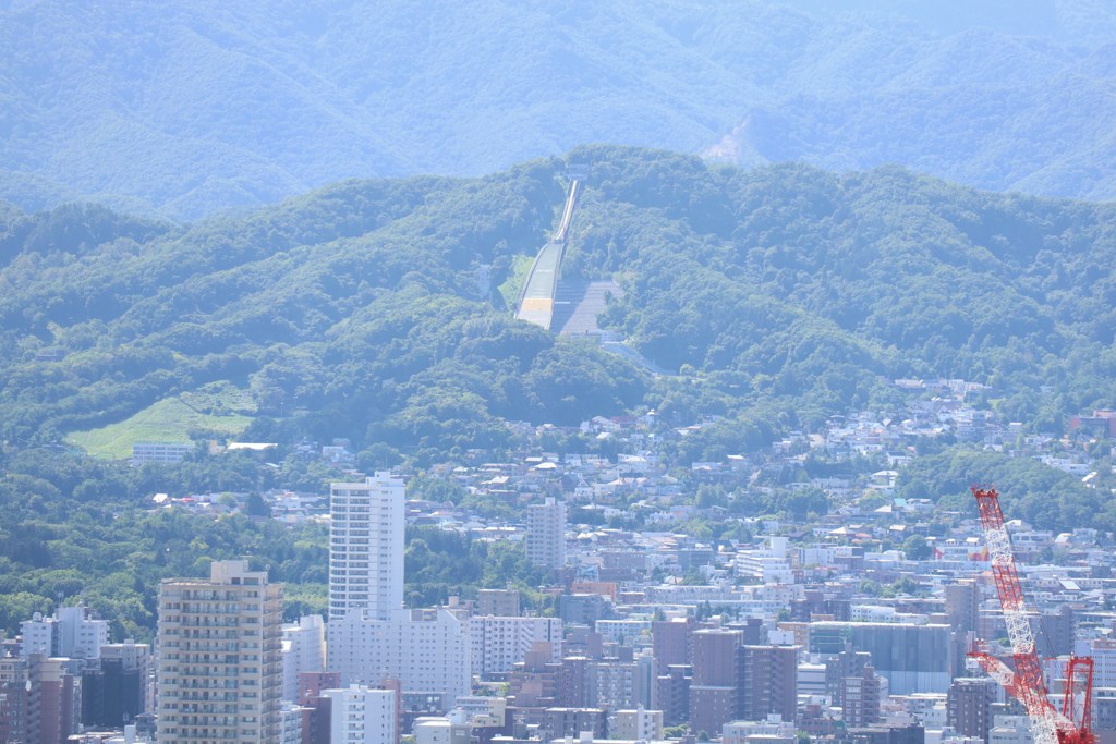 大倉山ジャンプ台　遠望