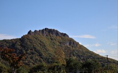 錦秋浅き八剣山