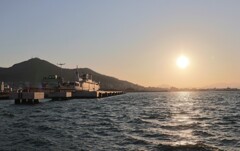 函館山　摩周丸　そして　夕陽