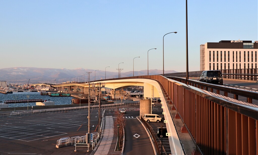 ともえ大橋　五稜郭駅方面