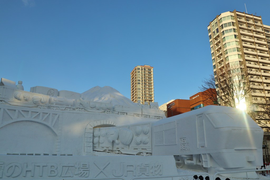 朝撮り雪まつり　　マンション光っと！