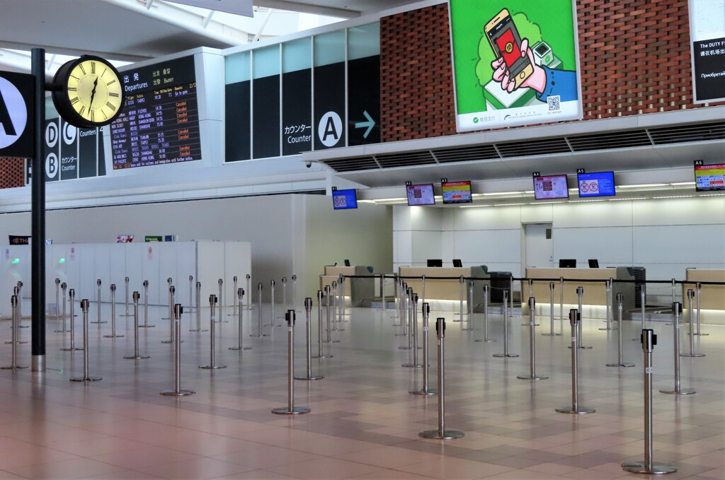 チェックインカウンター　　新千歳空港