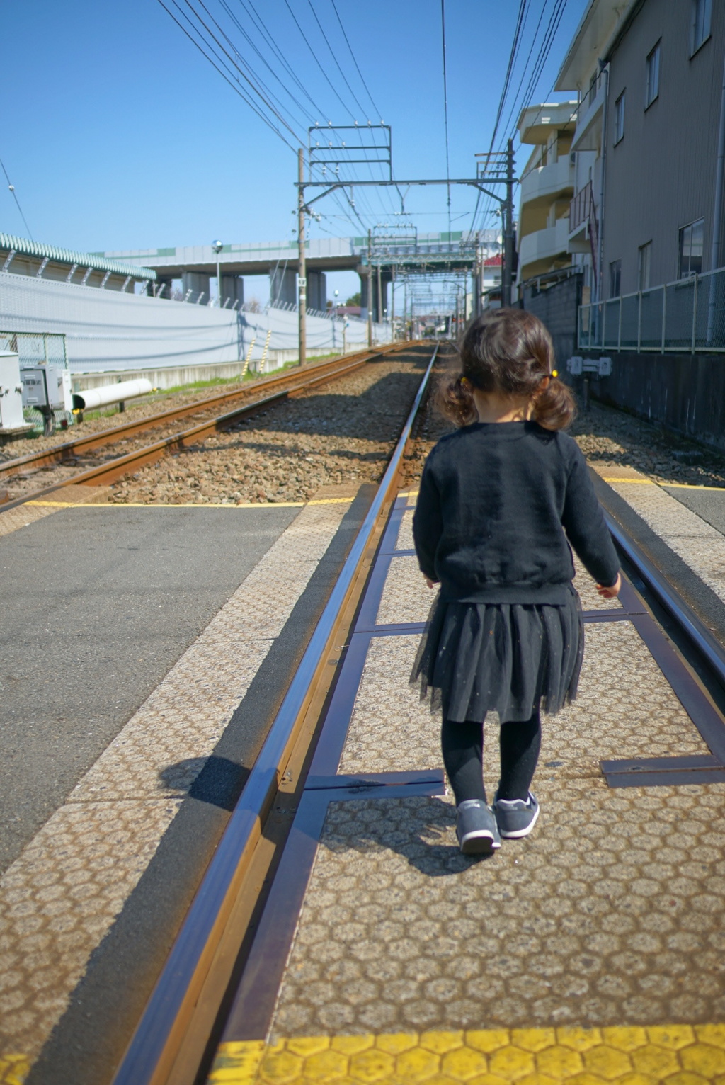 線路は続くよ