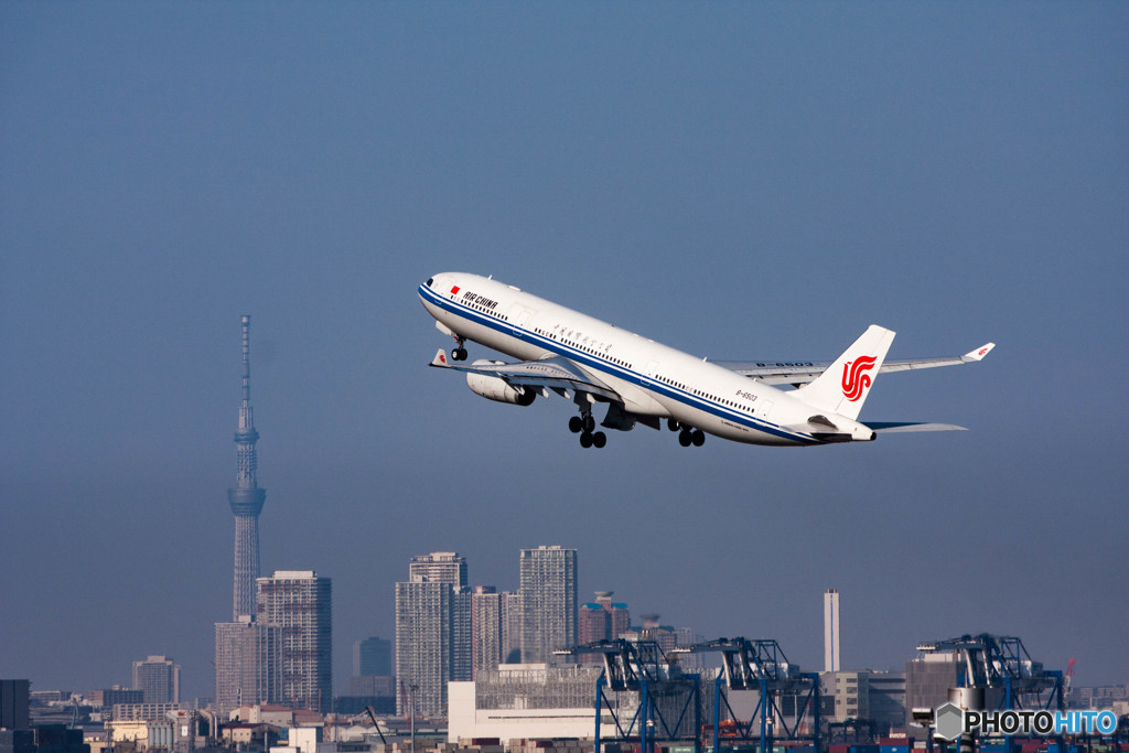 スカイツリーと中国国際航空