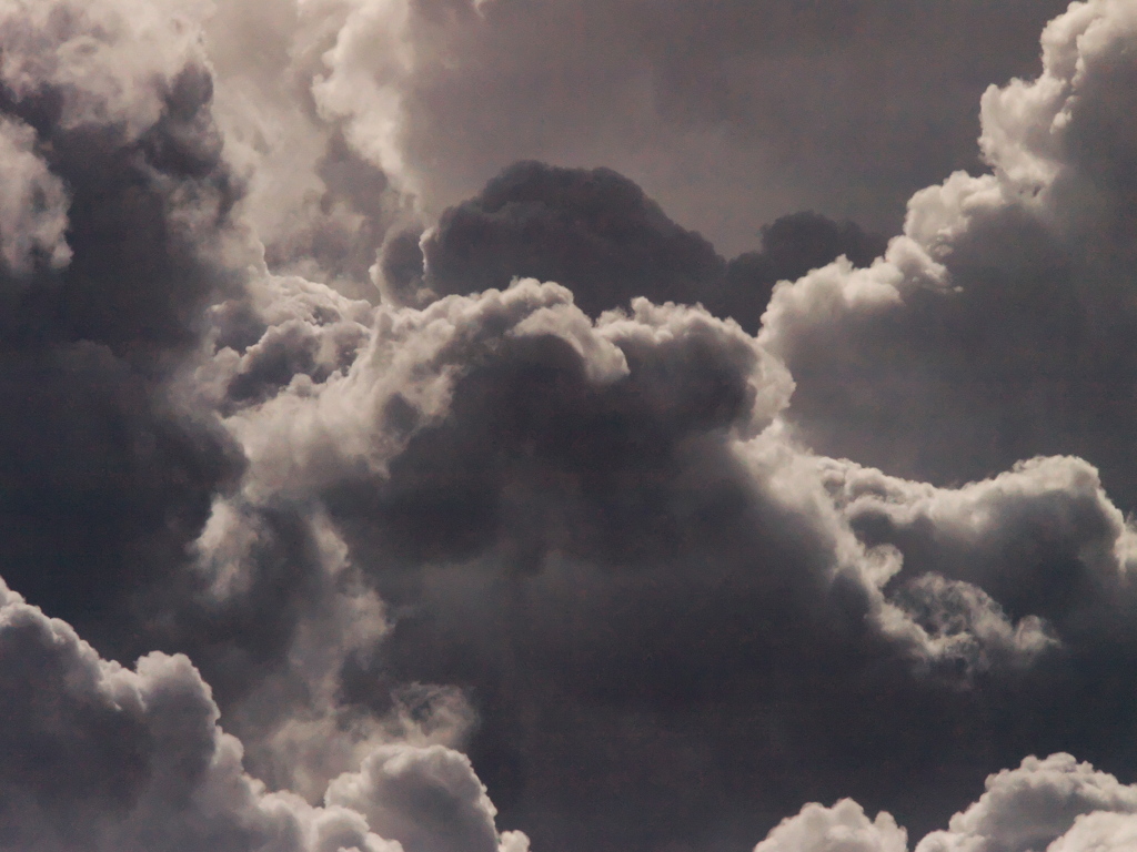 2020 08 27 雲1