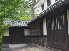 R7118246
