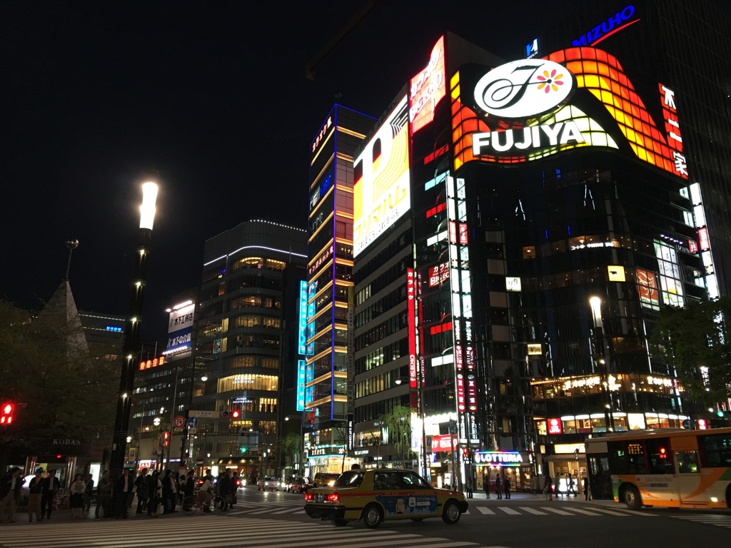 夜の銀座