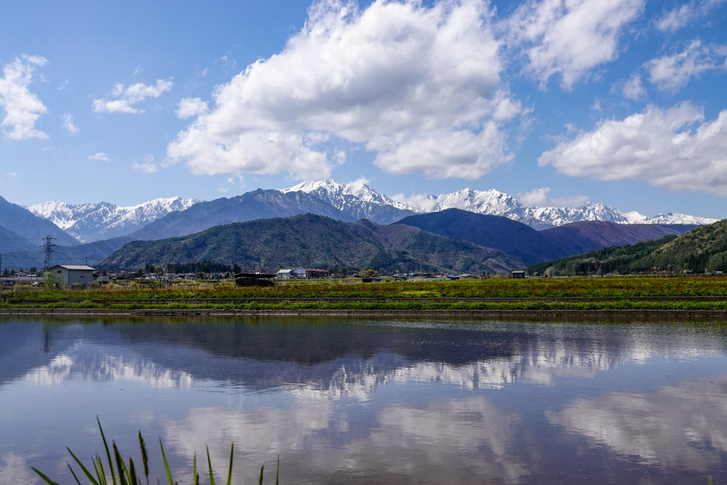 春の雪山