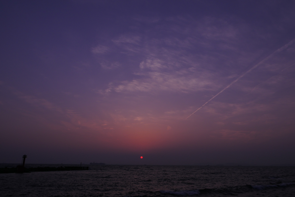 内房の夕日